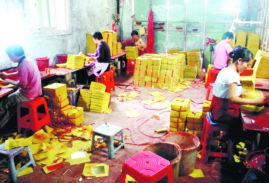 晋江安海2吨金纸被盗 价值4万多失主悬赏缉拿