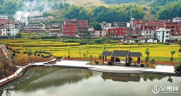 "美丽乡村"建设是明年工作的重点之一,图为风景如画的永春山后村.