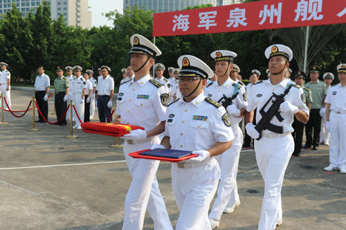 泉州舰加入海军战斗序列 为第四代"海上猛虎艇"