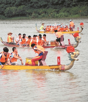 惠安举办首届海丝侨界青年端午龙舟赛