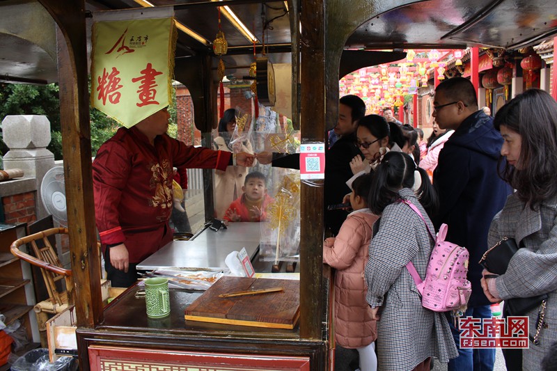 街边特色美食.东南网记者 薛逸群 摄